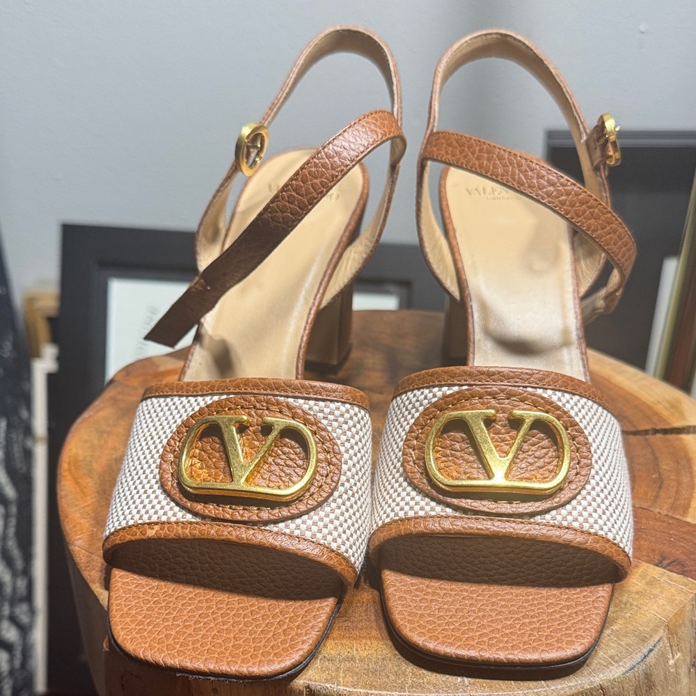 Vlogo 75 Brown Canvas Sandals